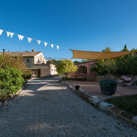 Il Melograno Country Vakantieboerderij Grottazzolina